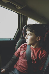 Boy in booster seat, Vaihingen an der Enz, Baden-Wuerttemberg, Germany - SBDF000728