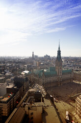 Germany, Hamburg, Cityscape from St. Petri church with St. Michaelis Church and town hall - KRP000429