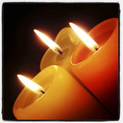 Drei Kerzen - HOHF000698