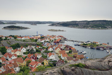 Sweden, Fjaellbacka at skerry coast - BR000268