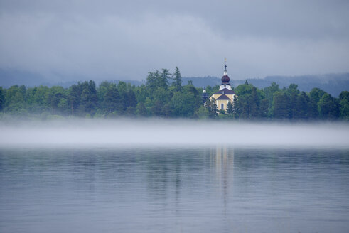 Schweden, Leksand, Siljansee und Kirche - BR000274