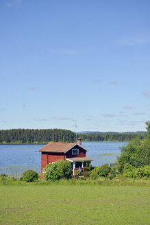 Schweden, Mora, Rote Hütte am Siljansee - BR000319