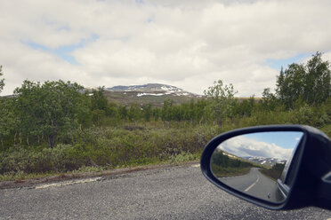 Sweden, Gaeddede, Vildmarksvaegen at Stekenjokk plateau - BR000491