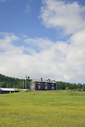 Sweden, Vilhelmina, Frame house along Vildmarksvaegen - BR000474