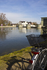 Germany, Bavaria, Landshut, Isar river, Maxwehr, bike - YFF000091