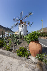 Spanien, Kanarische Inseln, Gran Canaria, Alte Windmühle Molino de Viento - AMF002127