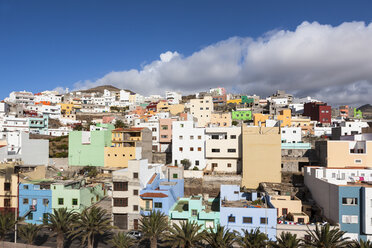 Spanien, Kanarische Inseln, Gran Canaria, Blick auf Galdar - AMF002148