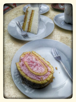 Himbeerrolle, Kaffeetasse, Kuchen - CSF021230