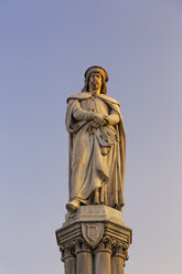 Italien, Südtirol, Bozen, Statue von Walther von der Vogelweide - GF000426