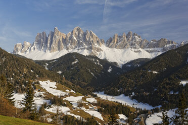 Italy, Alto Adige, Villnoess Valley, Geisler group - GFF000442