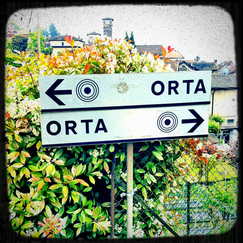Reiseführer für Orta San Giulio, Orta-See, Italien, lizenzfreies Stockfoto