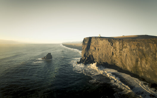 Iceland, Cliff near Dyrholaey - STCF000022