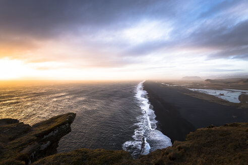 Iceland, Sandy beach near Dyrholaey - STCF000025