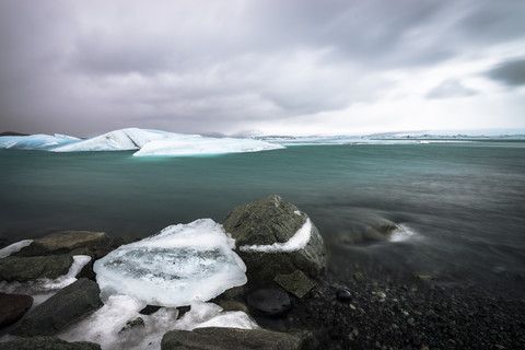 Iceland, Ice at the glacier lake of Jokurlsarlon stock photo