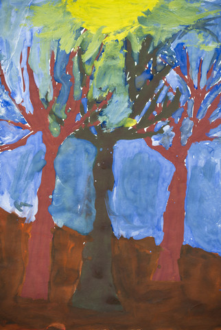 Kinderzeichnung, Bäume und Sonne, lizenzfreies Stockfoto