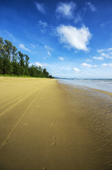 Thailand, Phang Nga, bei Khuekkhak, Strand - THAF000263