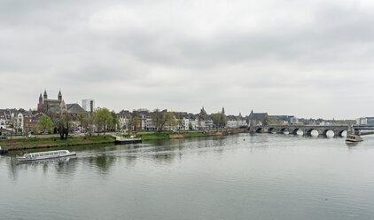 Netherlands, Maastricht, Servatius bridge and Meuse river - HLF000464