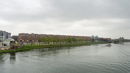 Netherlands, Maastricht, Bonnefanten Museum at Meuse river - HLF000463