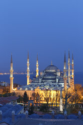 Turkey, Istanbul, Blue Mosque at dusk - SIEF005299