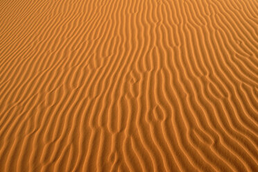 Algeria, Tassili n Ajjer, Sahara, sand ripples on a desert dune - ESF001018