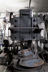 Germany, Bavaria, Josefsthal, Hammerschmiede at historic blacksmith's shop - TCF003968