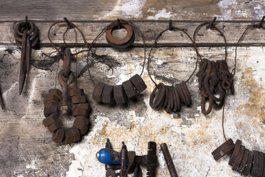 Germany, Bavaria, Josefsthal, tools at historic blacksmith's shop - TCF003934