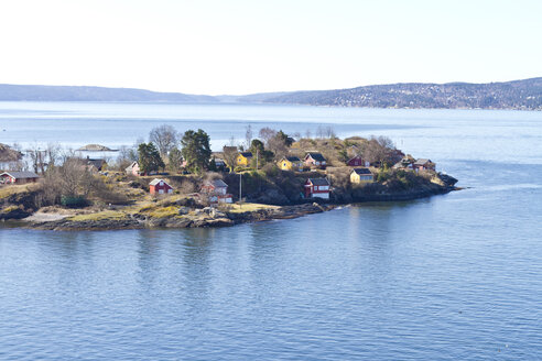 Skandinavien, Norwegen, Oslo, Küste, Insel und Häuser - JFEF000369