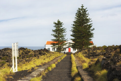 Portugal, Azoren, Sao Miguel, Natürlicher Fischteich von Ferreira - ON000507