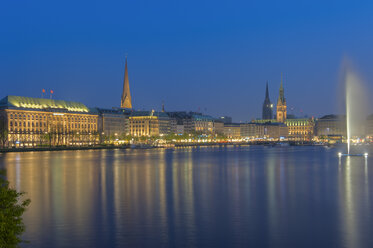 Germany, Hamburg, Binnenalster with skyline after sunset - RJF000122