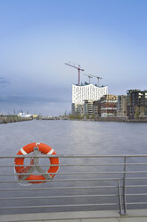 Deutschland, Hamburg, Blick auf die Elbphilharmonie - MSF003851