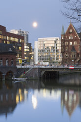 Germany, Hamburg, Old and new buildings in Speicherstadt and Hafencity - MSF003825