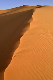 Algerien, Tassili n' Ajjer, Sahara, Sandkräuselungen einer Wüstendüne - ESF001034