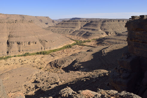 Algeria, Tassili N'Ajjer National Park, Iherir, View over Idaran village and Canyon - ES001045