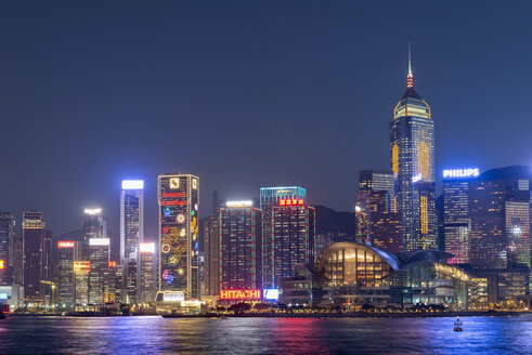 China, Hong Kong, downtown city centre by night - SHF001259