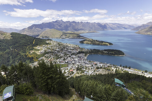 Neuseeland, Blick von oben auf Queenstown - STD000046