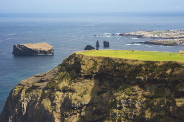 Portugal, Azoren, Sao Miguel, Steilküste bei Feteiras - ONF000533