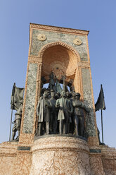 Turkey, Istanbul, Beyoglu, Taksim Meydani or square, Mustafa Kemal Atatuerk Memorial - SIEF005362