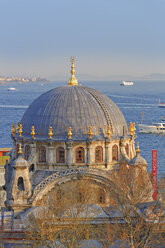 Turkey, Istanbul. Beyoglu, Tophane, Bosphorus, Nusretiye Mosque - SIEF005370