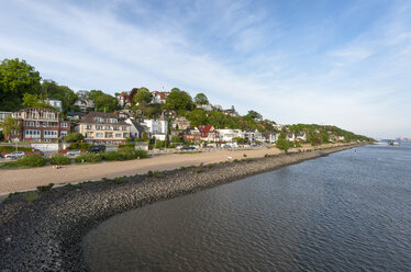 Deutschland, Hamburg, Elbufer in Hamburg-Blankenese - RJF000137