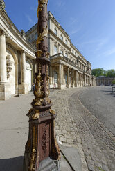 Frankreich, Lothringen, Meurthe-et-Moselle, Nancy, Palais du Gouvernement, Straßenlampe - LB000702