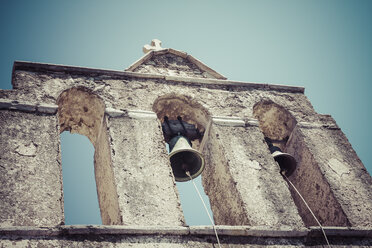Griechenland, Kykladen, Naxos, Panagia Drosiani Kirche, Glockenturm - KRPF000463