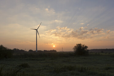 Germany, Lower Saxony, wind turbine in the morning - SJF000107