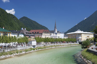 Austria, Upper Austria, Bad Ischl, Townscape with River Traun - WW003237