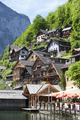 Österreich, Oberösterreich, Salzkammergut, Hallstätter See, Hallstatt, Häuser - WWF003290