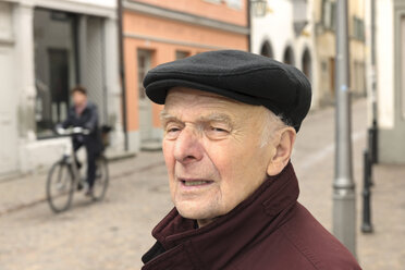 Germany, Baden-Wuerttemberg, Constance, portrait of an old man - LAF000854