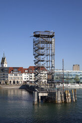 Deutschland, Baden-Württemberg, Friedrichshafen, Aussichtsturm am Hafen - WIF000643