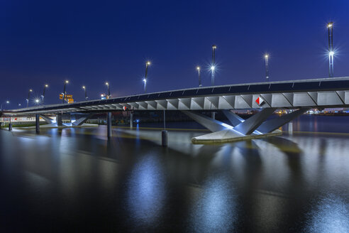 Germany, Hamburg, Baakenhafen bridge - TIF000037