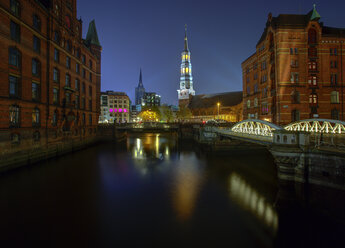 Germany, Hamburg, St. Catherine's church in the old warehouse district - TIF000039