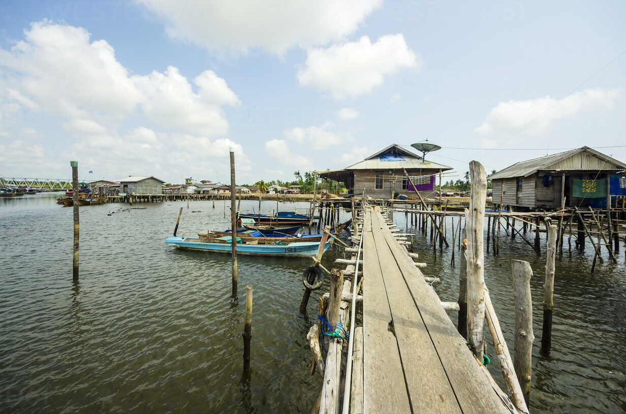 Small Wood Floating Fishing Platform in Sulawesi Indonesia Stock Image -  Image of riau, asia: 74943665