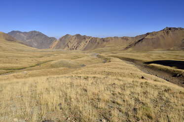 Iran, Provinz Mazandaran, Alborz-Gebirge, Blick über die Hezarsham-Hochebene, Takht-e Suleyman-Massiv - ES001144